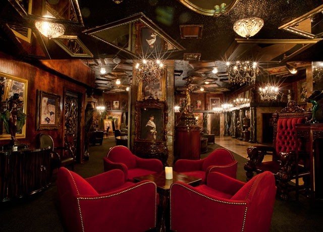 Artisan Hotel Boutique  1501 W Sahara Ave, Las Vegas, NV 89102•(702) 214-4000