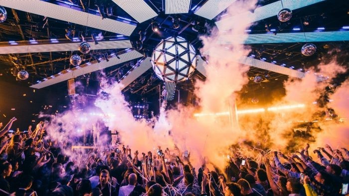 DRAI'S NIGHTCLUB