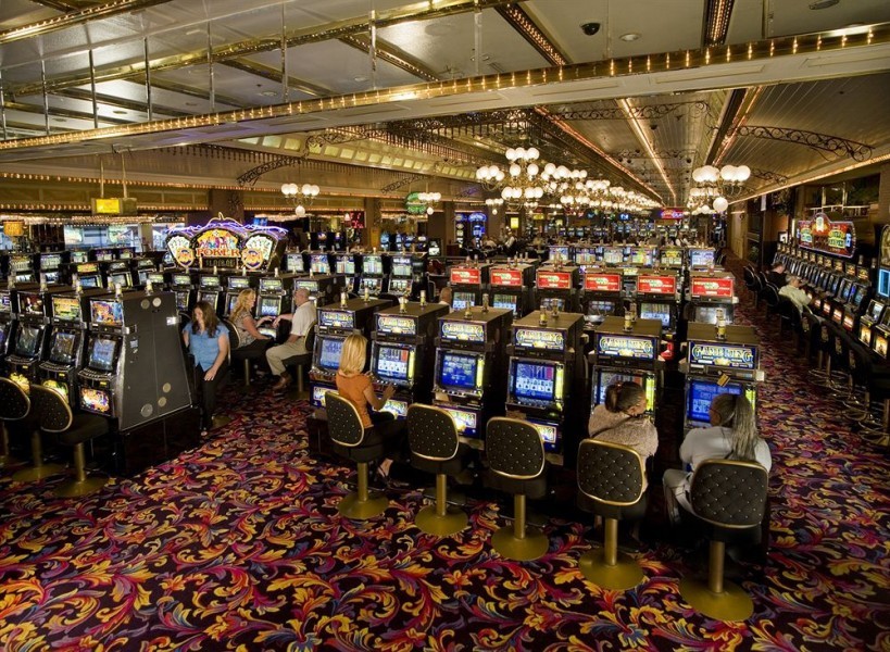 Four Queens Hotel and Casino