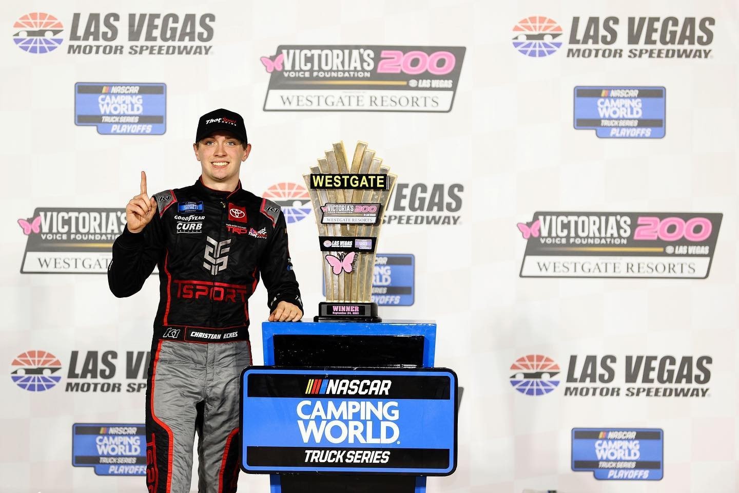 #4 Christian Eckes wins first Camping World Truck Series race