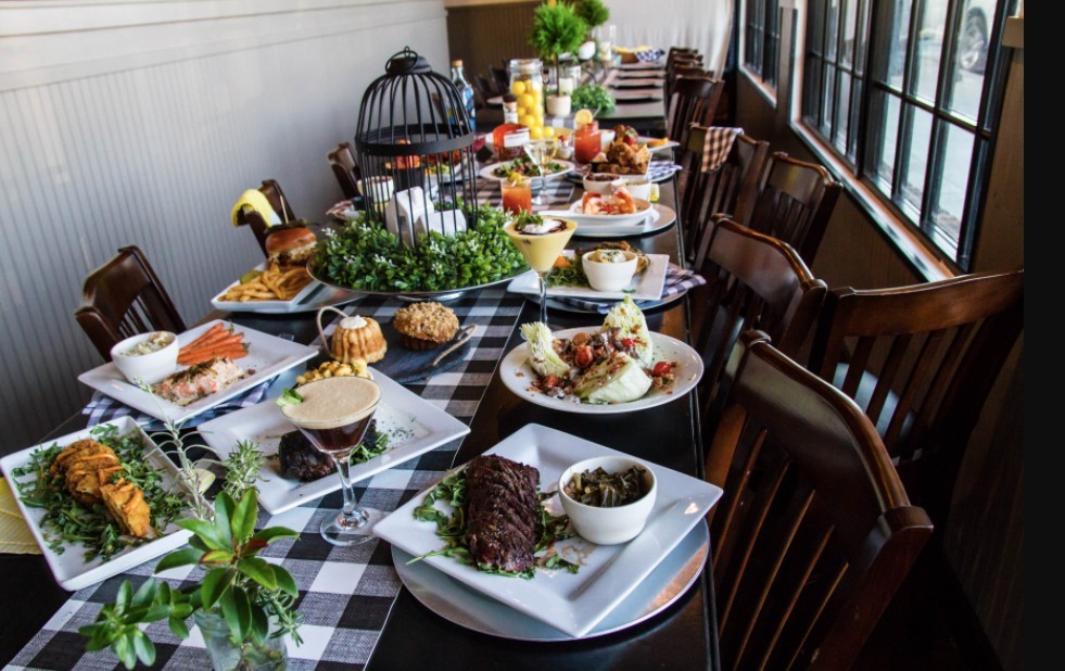 Farmtable Kitchen + Spirits