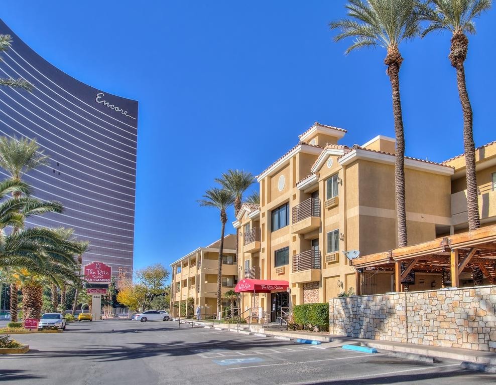 Budget friendly hotels off the Strip