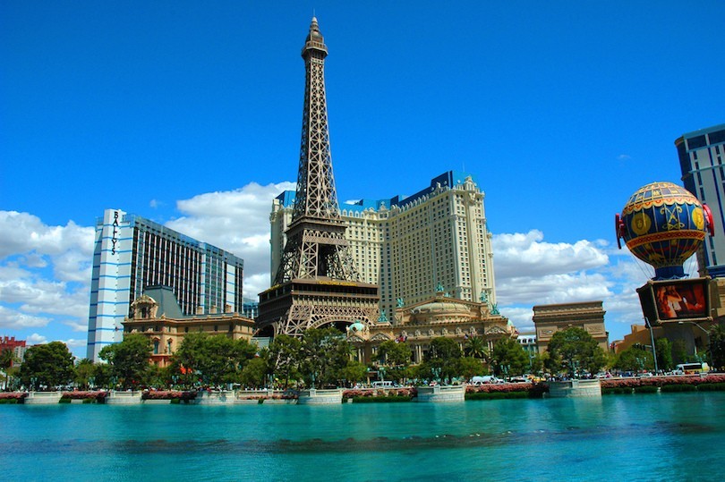 5 Vegas Landmarks You NEED to See