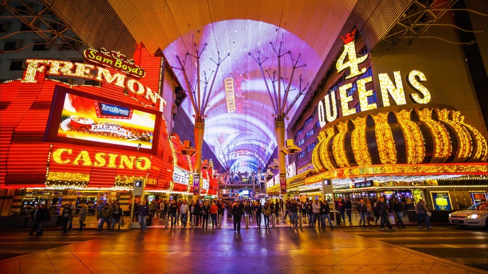 Fremont Street Reintroduces Live Music